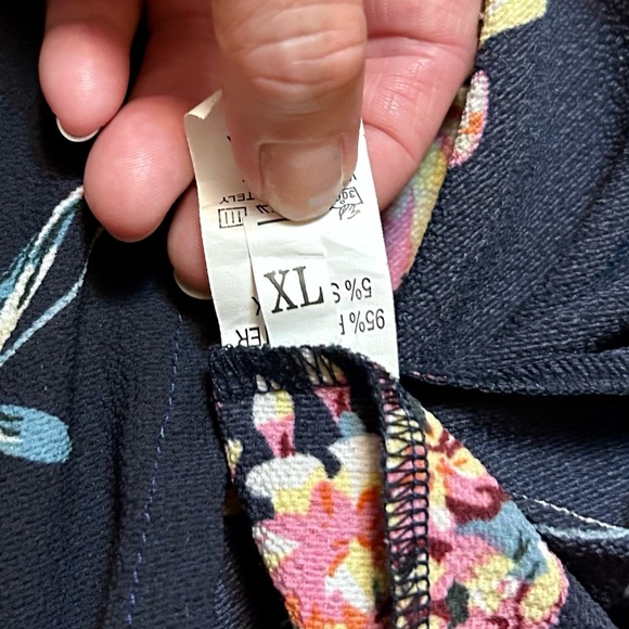 Size XL cute floral romper - Picture 11 of 11